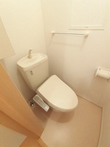 アスランリバーウエストＢの物件内観写真