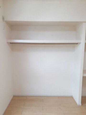 ドゥース　レシ　Ａの物件内観写真