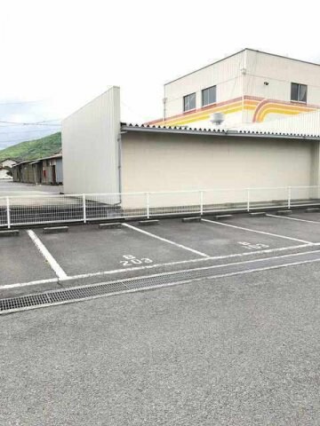 ハーモニーハイツカスミ　Ｂの物件外観写真