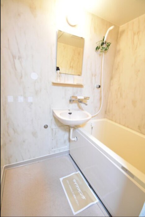 シャトル西春日 B棟の物件内観写真