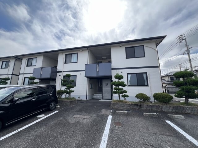 セジュール松縄 B棟の物件外観写真