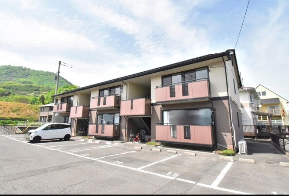 ファミール河野　A棟の物件外観写真