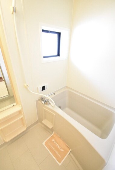 ファミール河野　A棟の物件内観写真