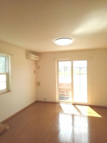 ロイヤルスクウェア　一宮Ⅰの物件内観写真