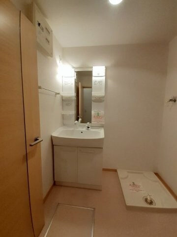 ベル・メゾン鶴市Ｂの物件内観写真