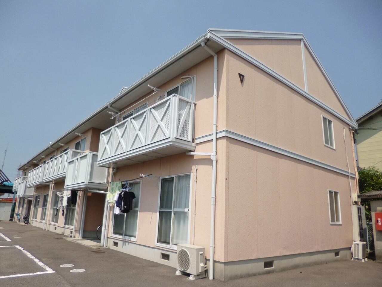 メゾントレビVの物件外観写真