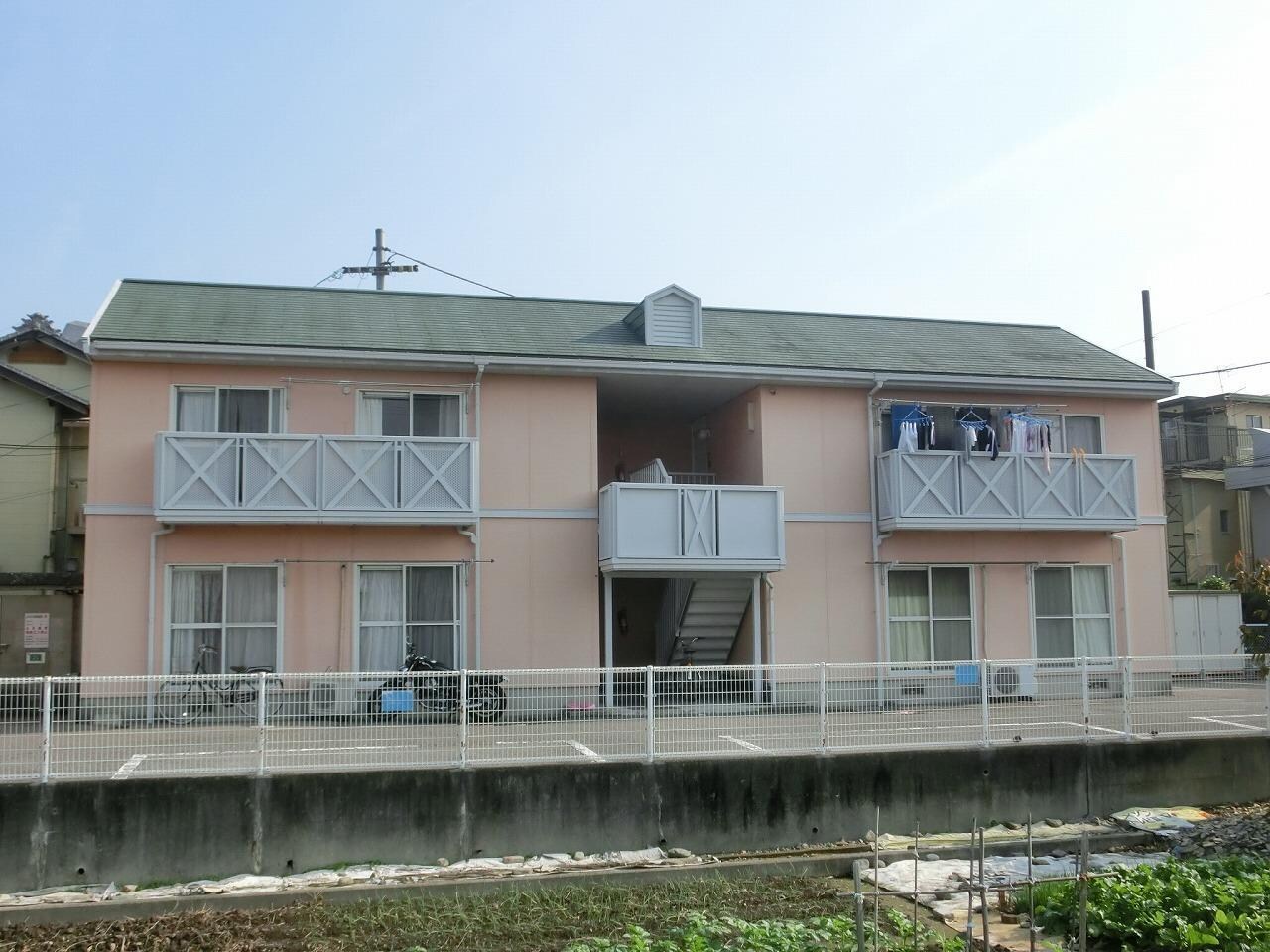 メゾントレビVの物件外観写真