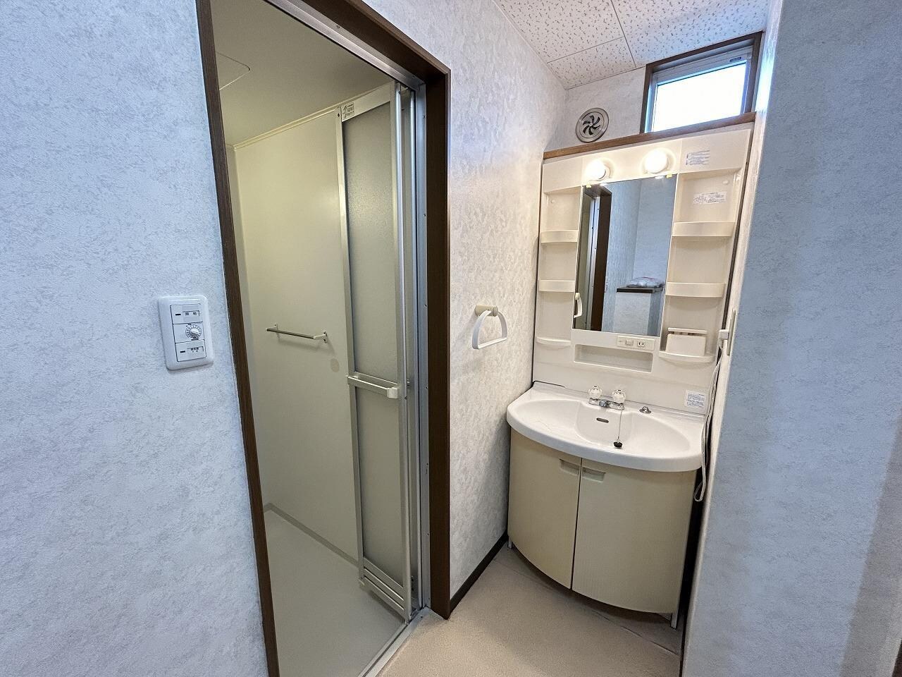 レジデンス一宮の物件内観写真