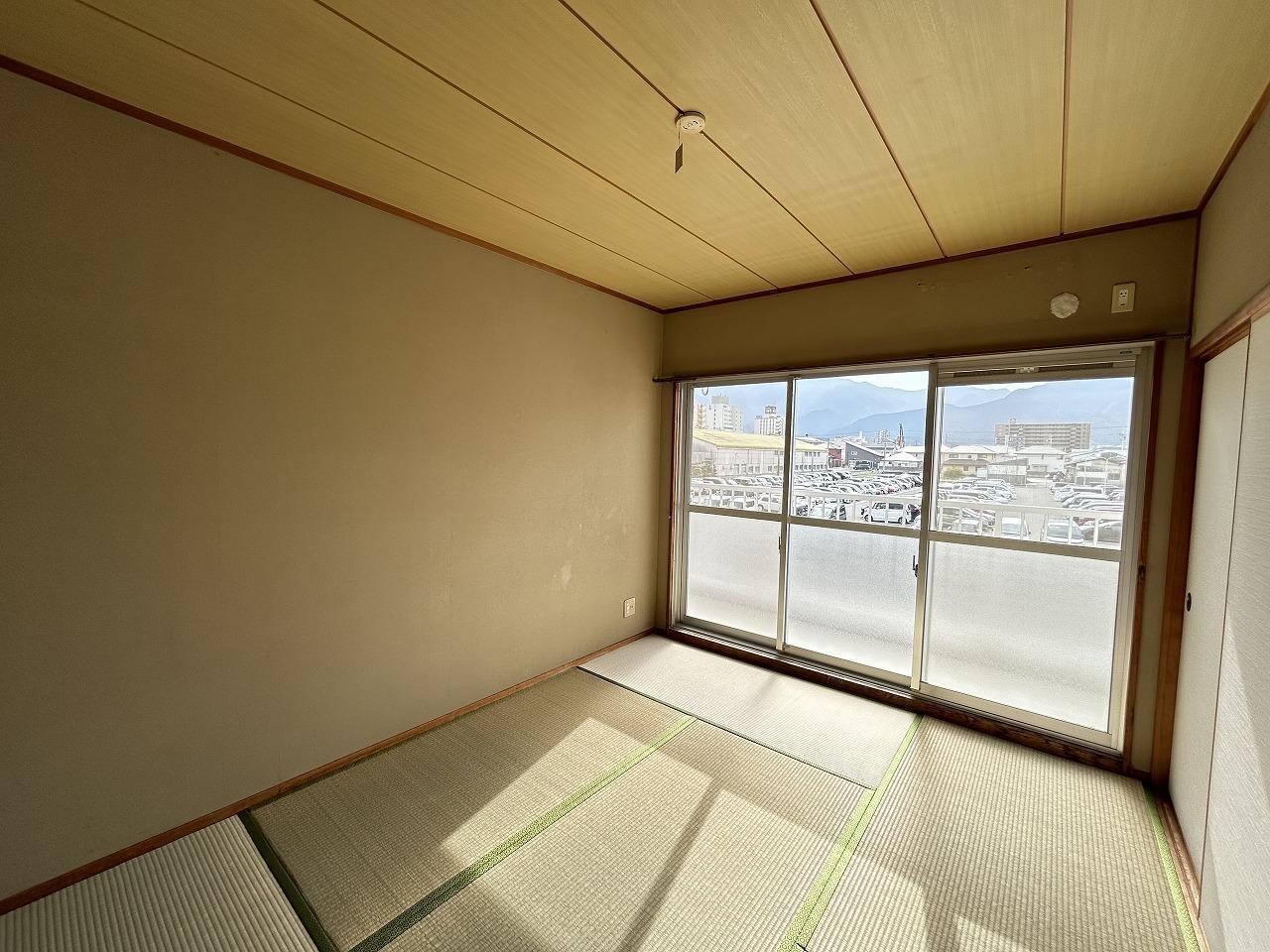 レジデンス一宮の物件内観写真