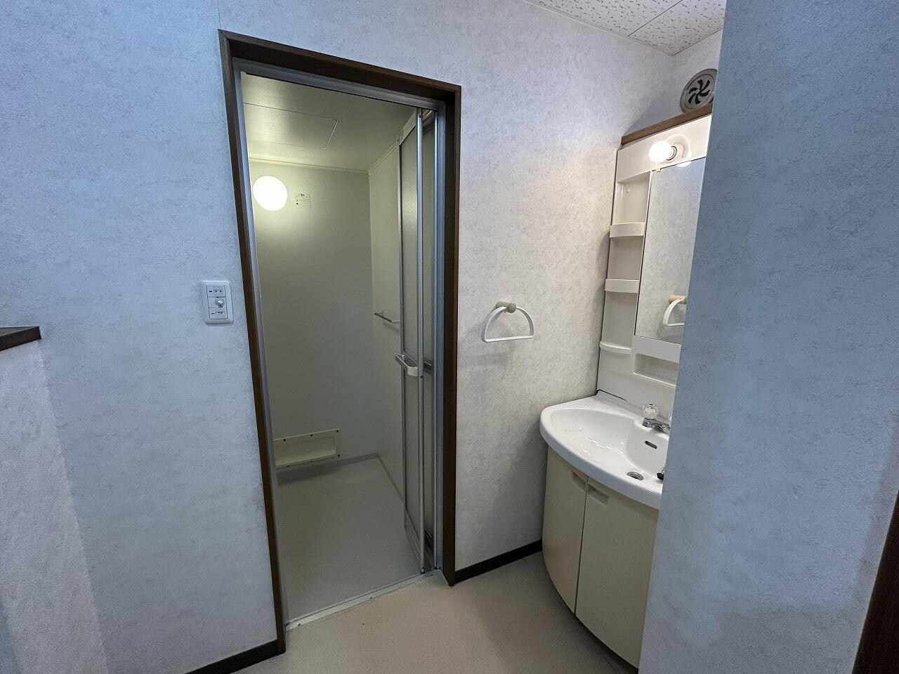 レジデンス一宮の物件内観写真