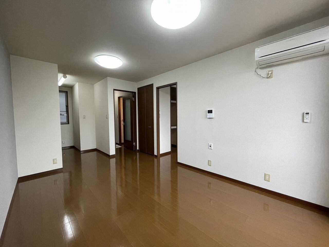 ツインパレス庄内の物件内観写真