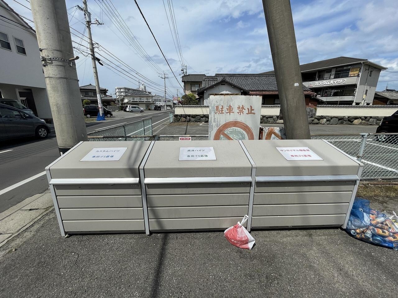 高津レジデンスの物件外観写真