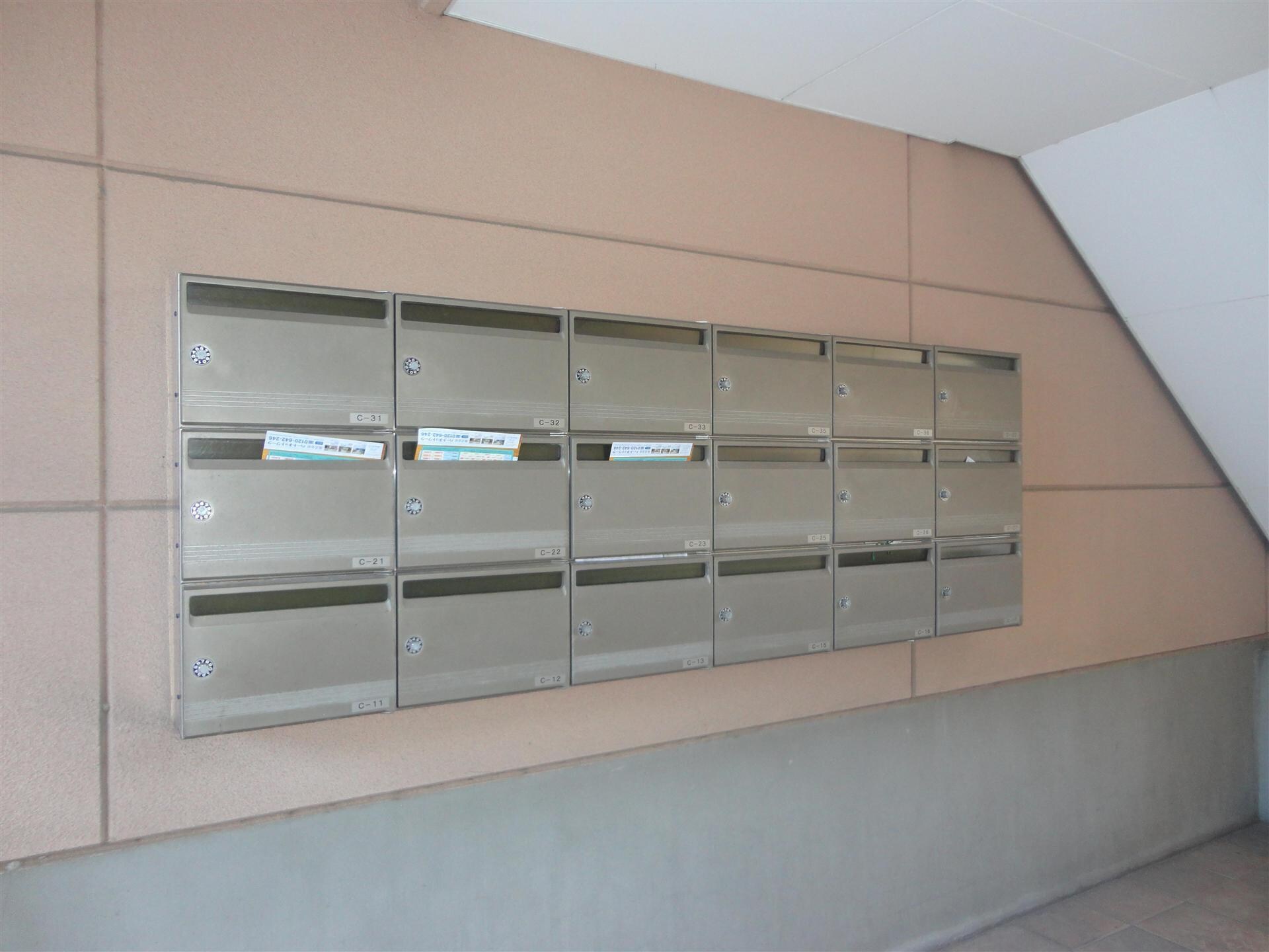 グランメゾントレビの物件外観写真