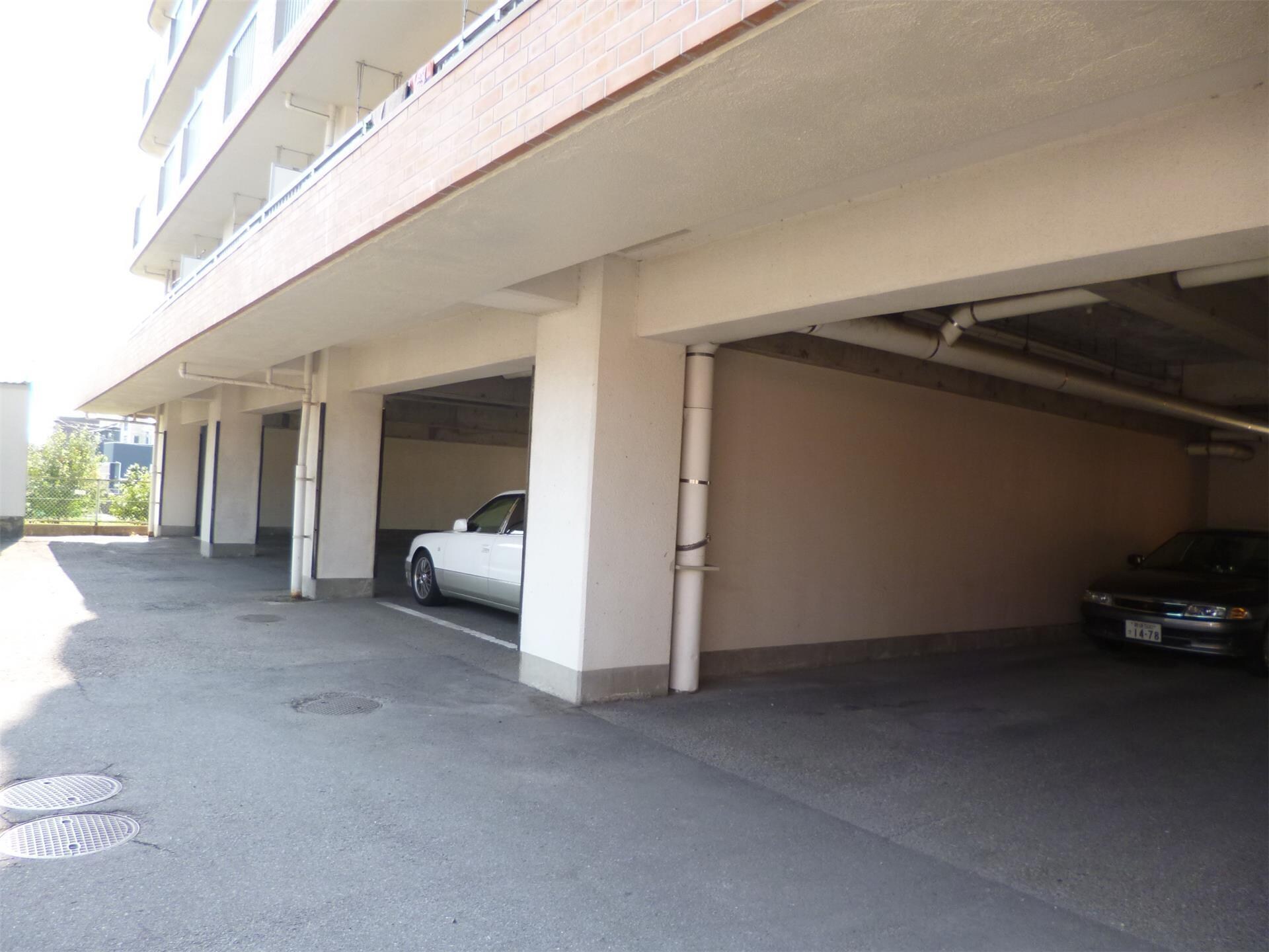 第五越智マンションの物件外観写真