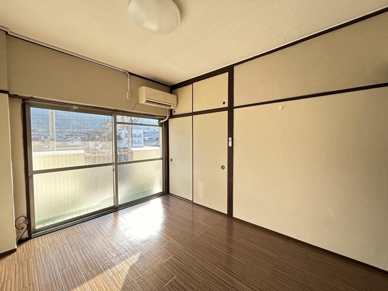 第7越智マンションの物件内観写真