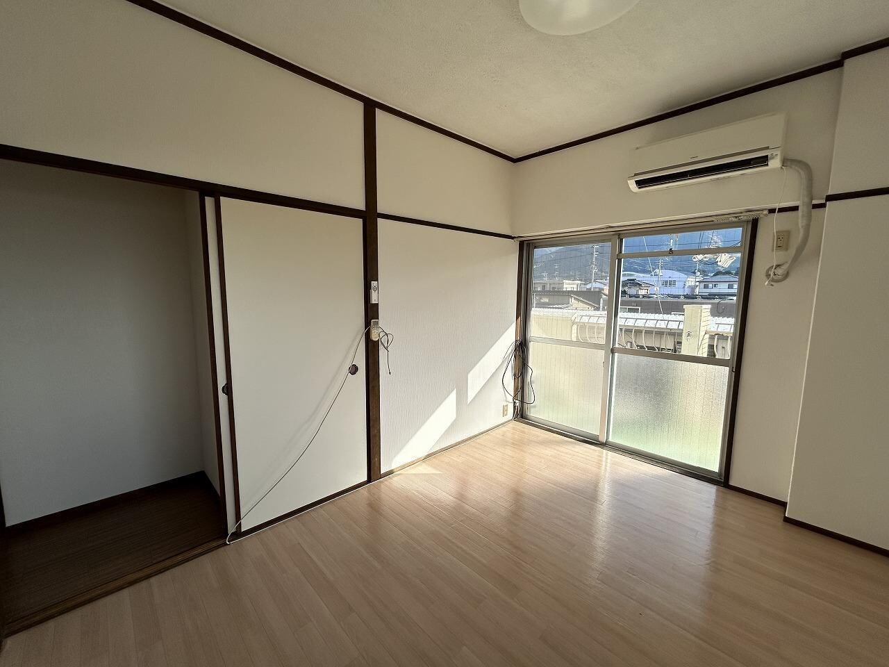 第7越智マンションの物件内観写真