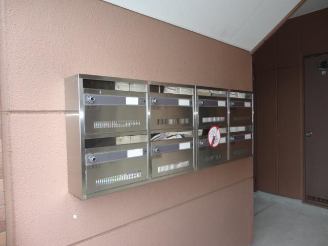 コンフォルトの物件外観写真