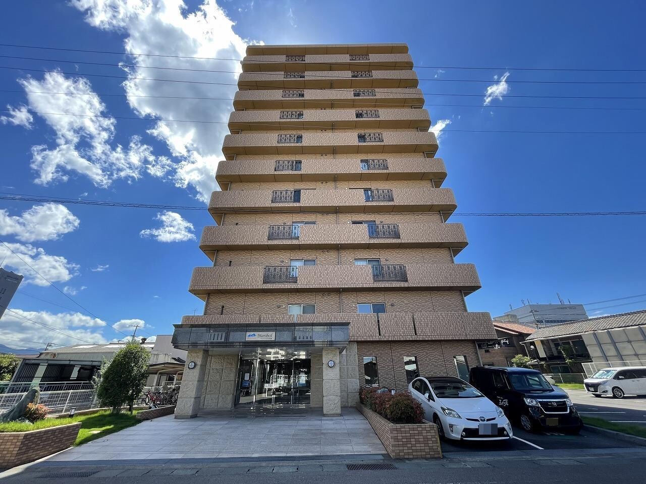 マリベール中須賀の物件外観写真