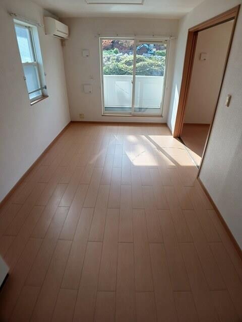 グラン・すずかぜの丘Ａの物件内観写真