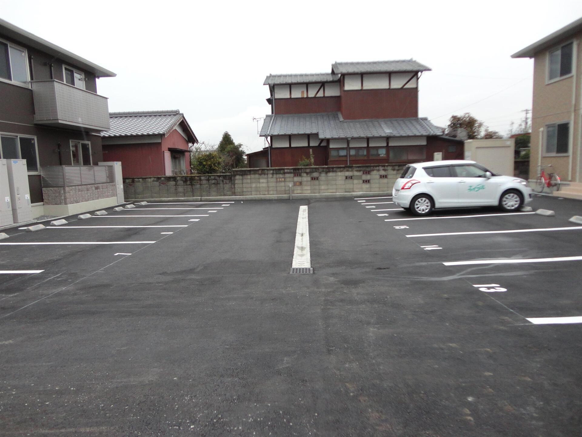 ウィステリア・フィールド　Ｂ棟の物件外観写真