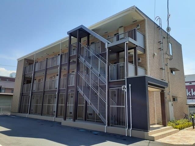 ル・ボヌール新居浜の物件外観写真