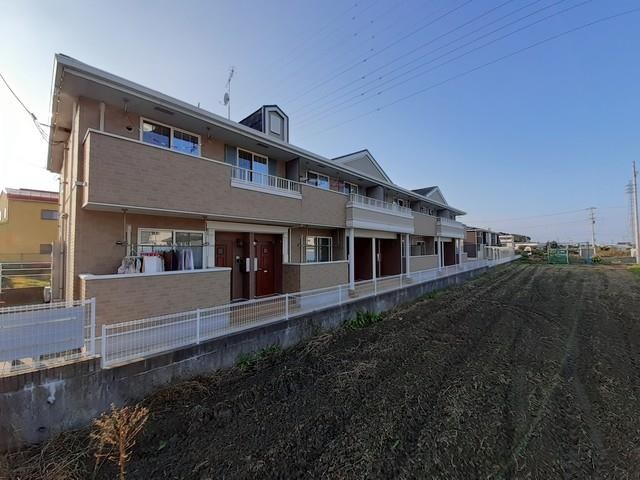 リヴェールVの物件外観写真