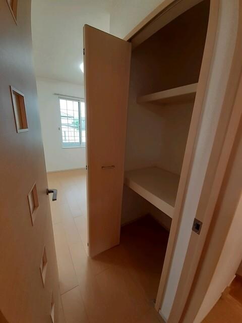 リヴェールVの物件内観写真