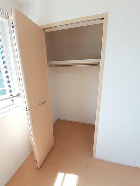 リヴェールVの物件内観写真