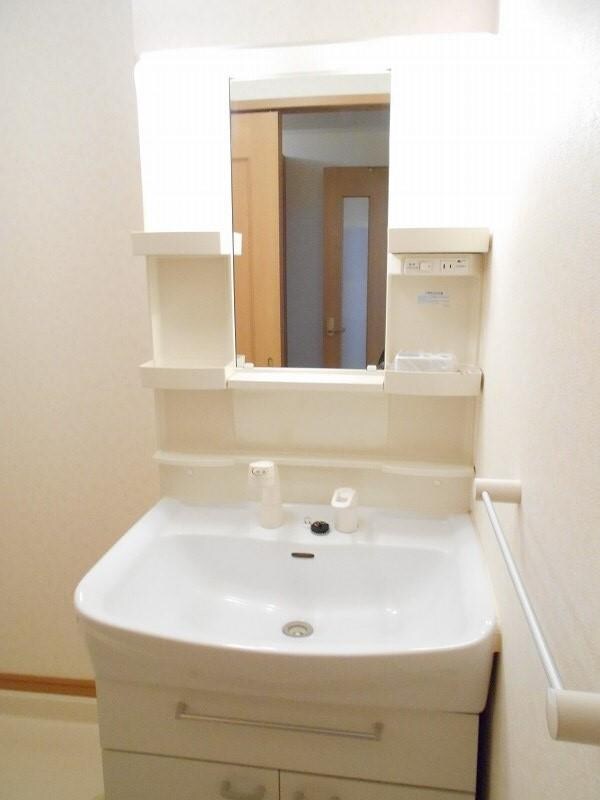 アヴァン・フォンテーヌＣの物件内観写真