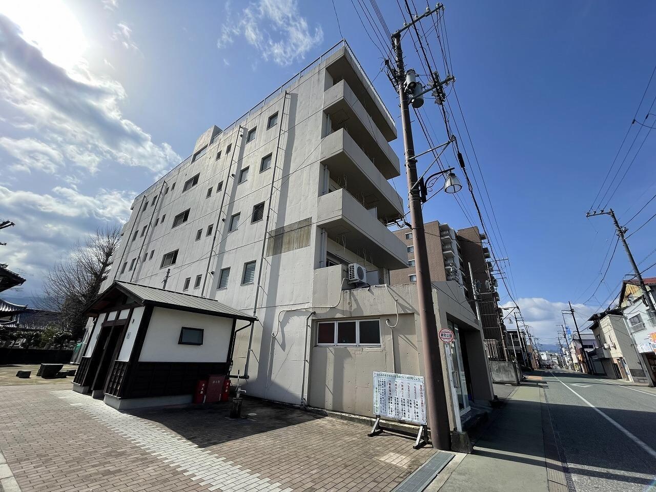 LumiusuHigashimachiの物件外観写真