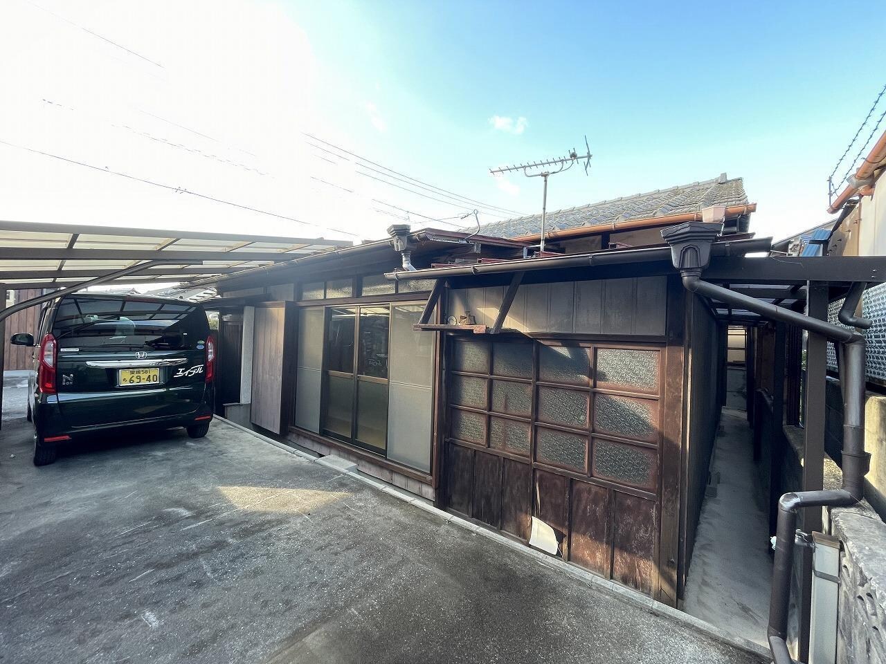 東雲町3丁目1-18貸家の物件外観写真