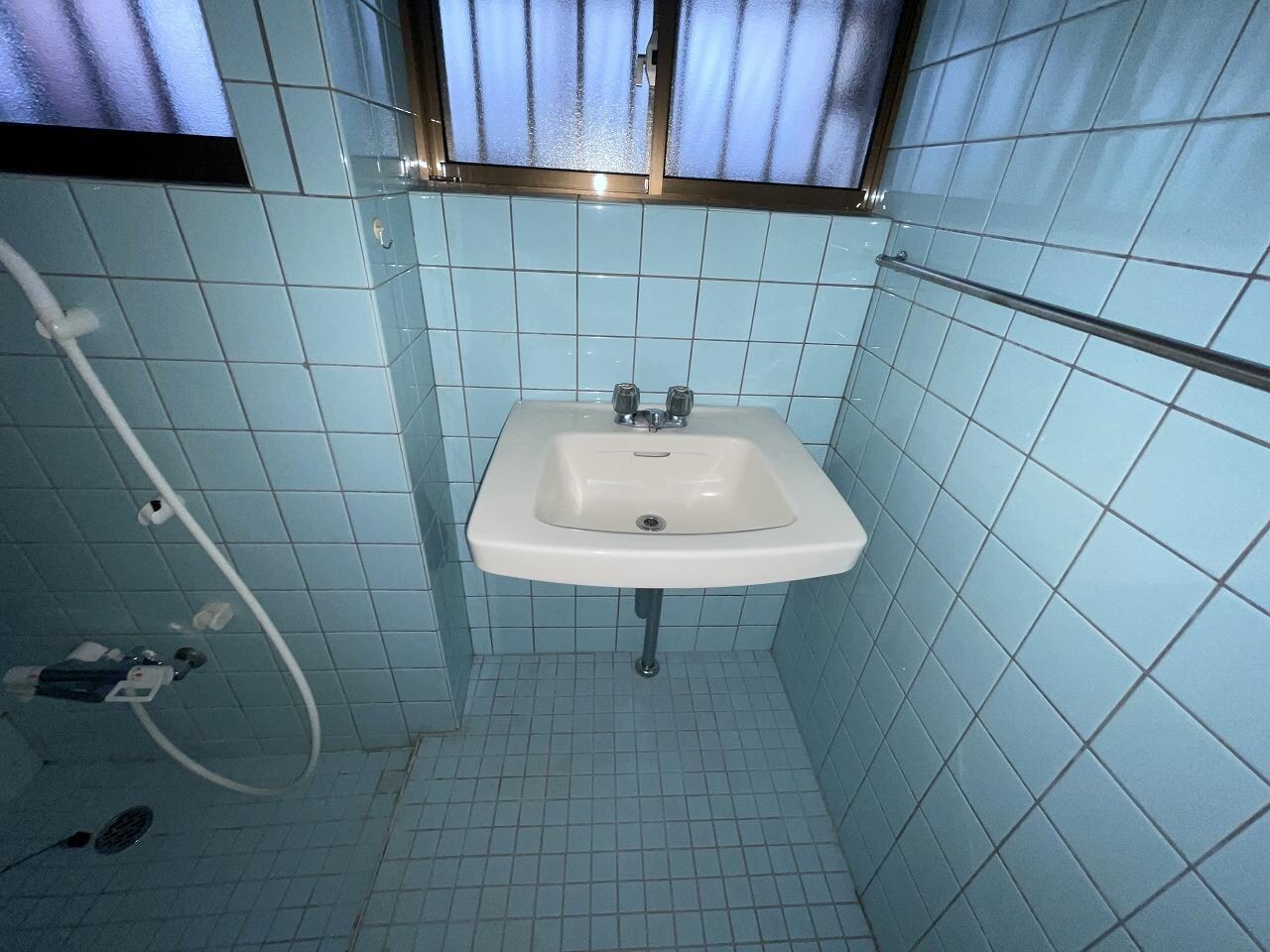 東雲町3丁目1-18貸家の物件内観写真