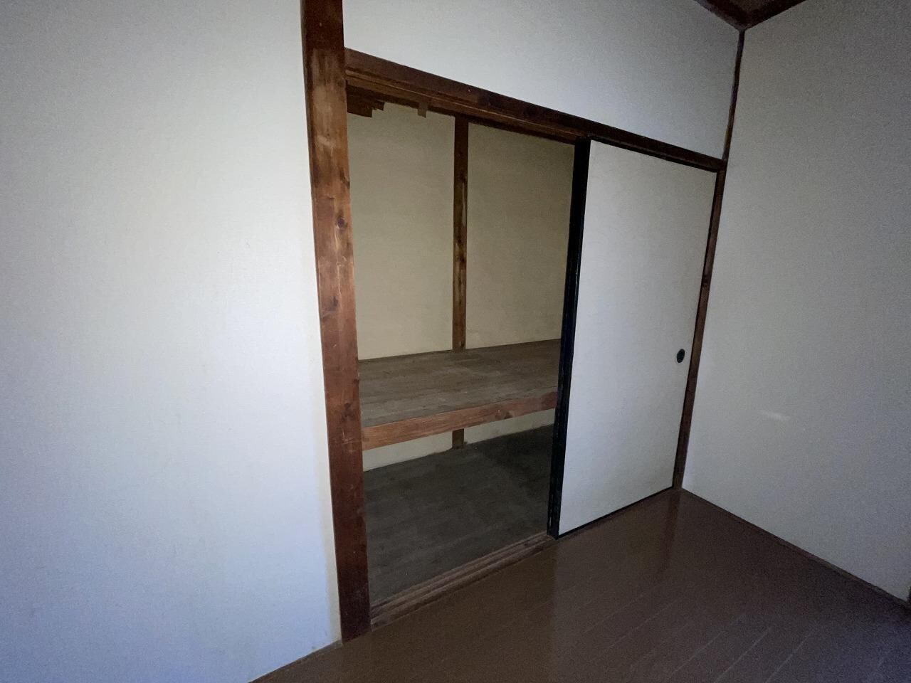 東雲町3丁目1-18貸家の物件内観写真