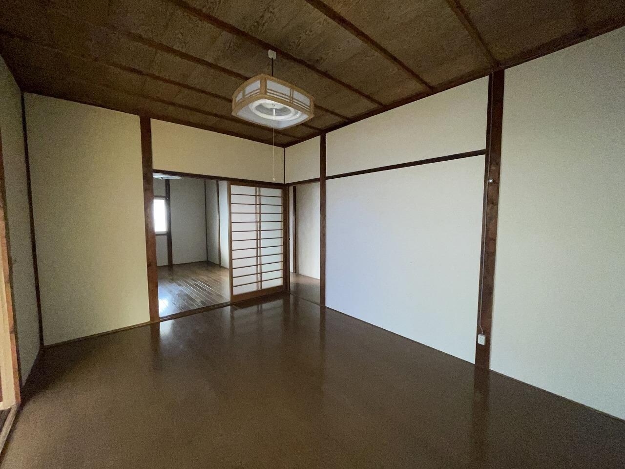 東雲町3丁目1-18貸家の物件内観写真