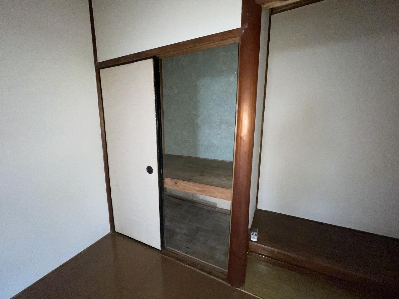 東雲町3丁目1-18貸家の物件内観写真