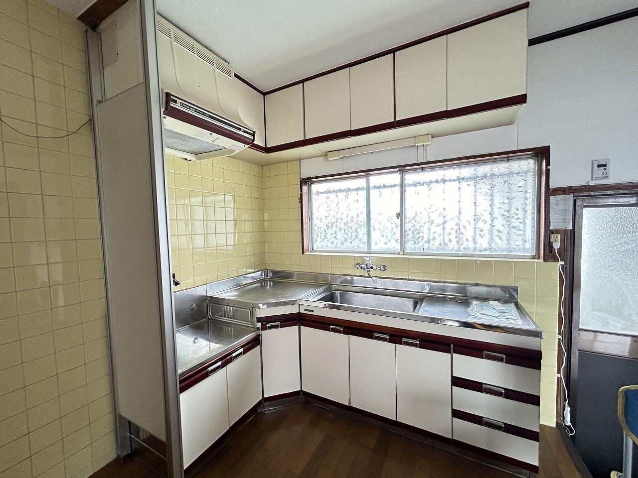 清水町1-7貸家の物件内観写真