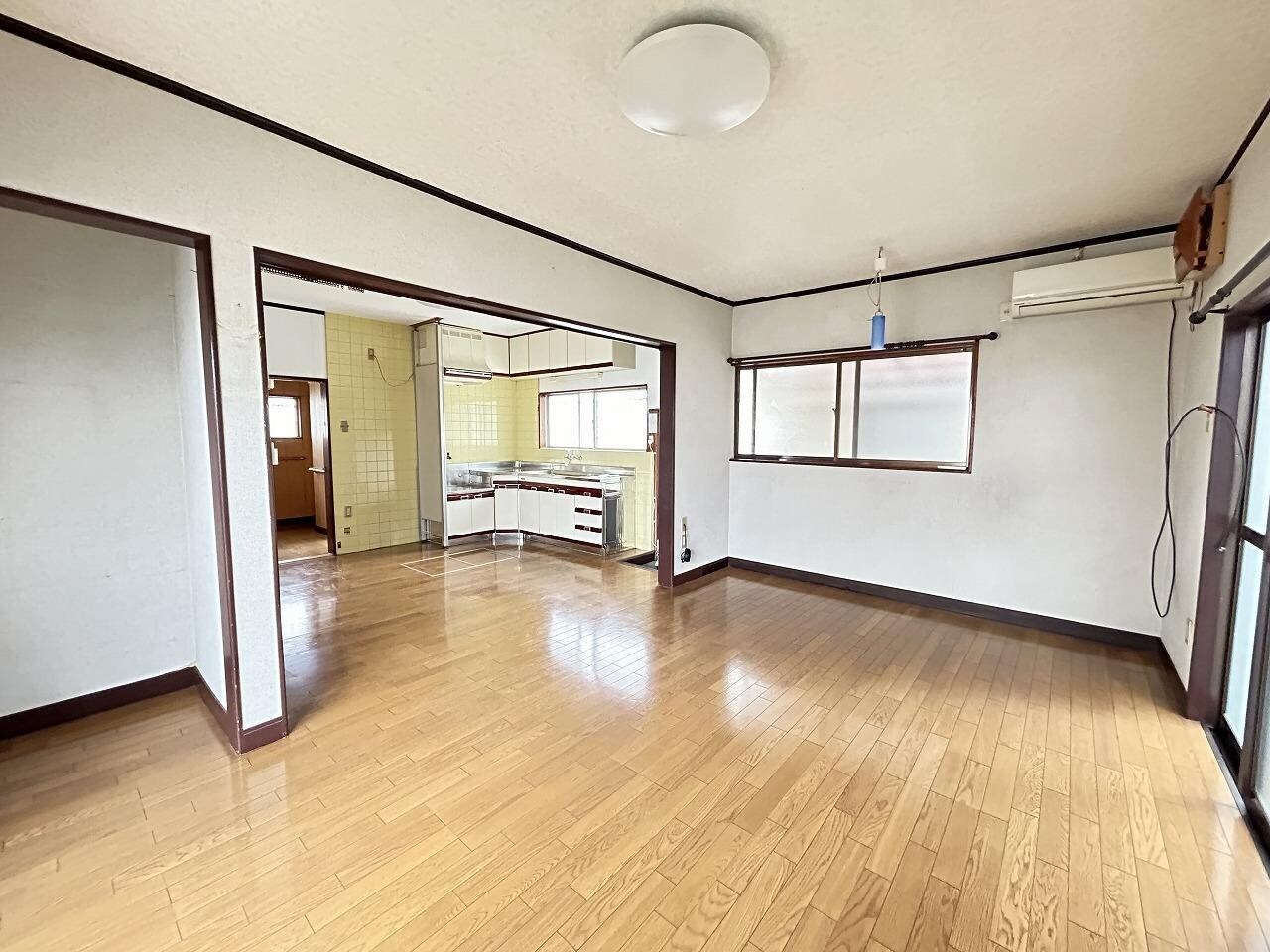 清水町1-7貸家の物件内観写真