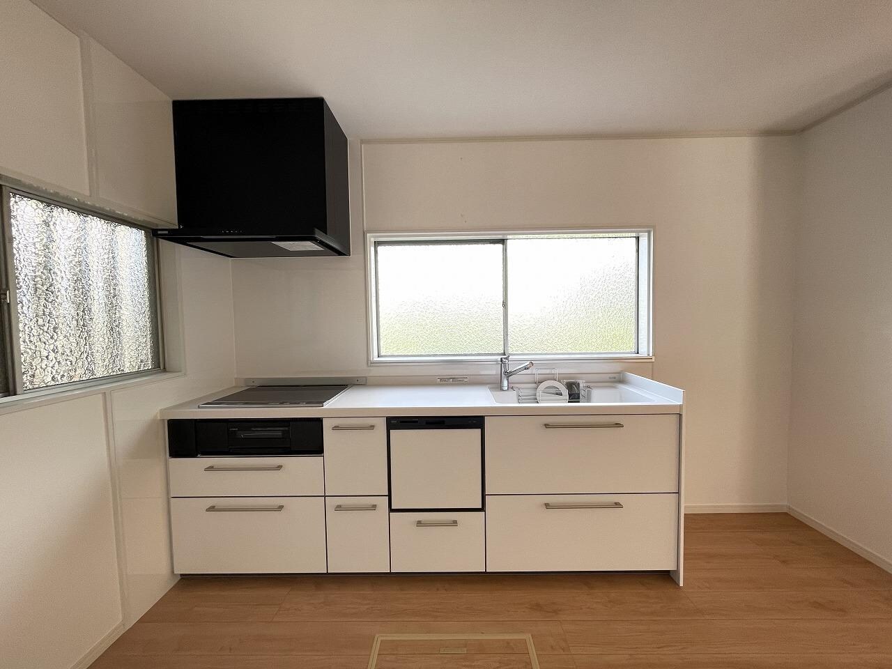 中村4丁目2-39貸家の物件内観写真