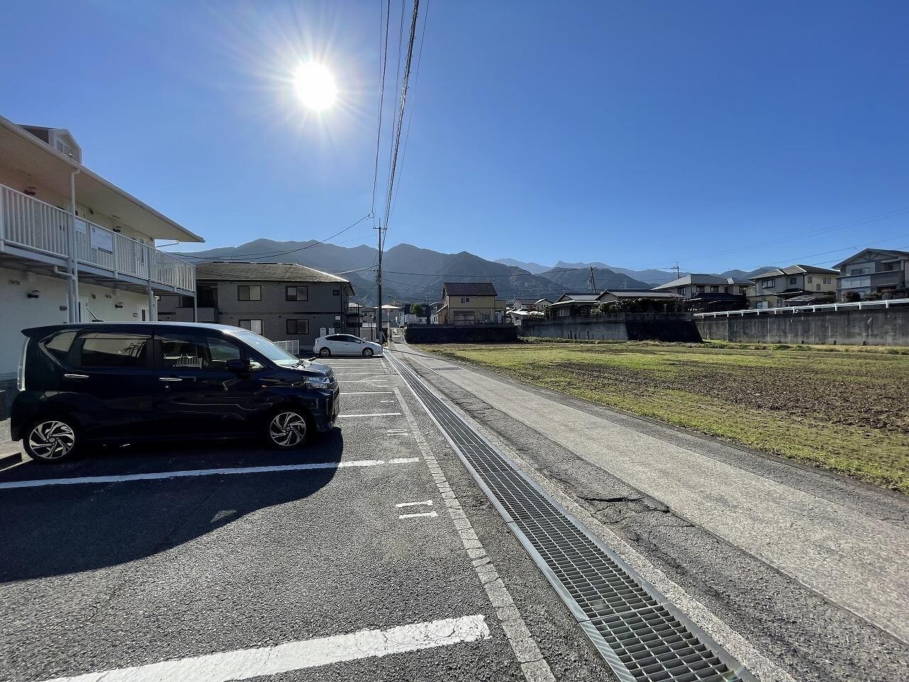 アベニューハタダIIIの物件外観写真