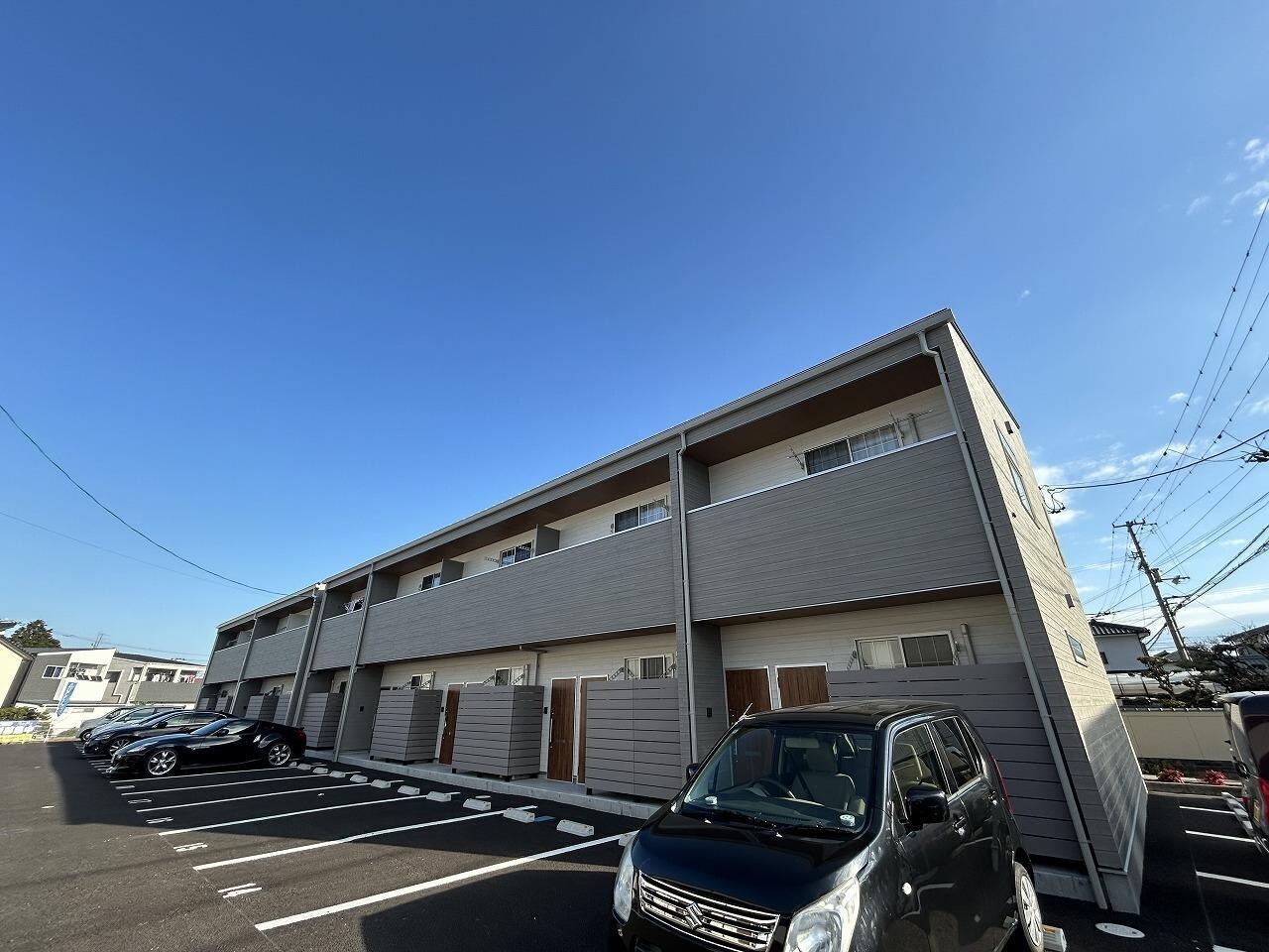 Luna Bianca Takagi B棟の物件外観写真