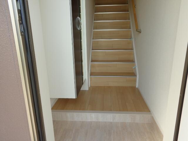 ウィスタリアの物件内観写真