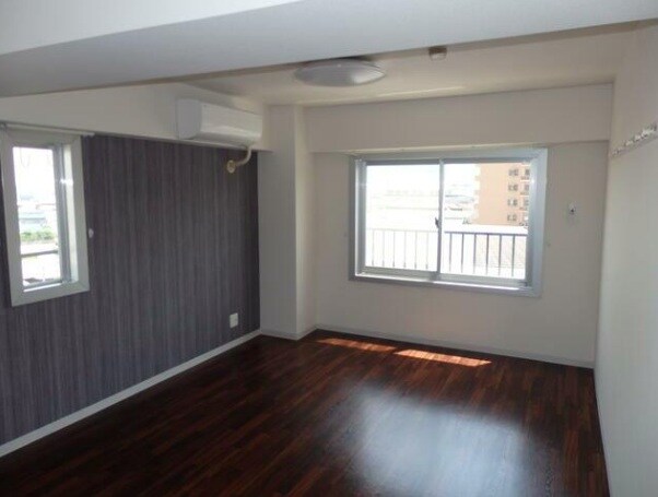 グレーシル鷹取の物件内観写真