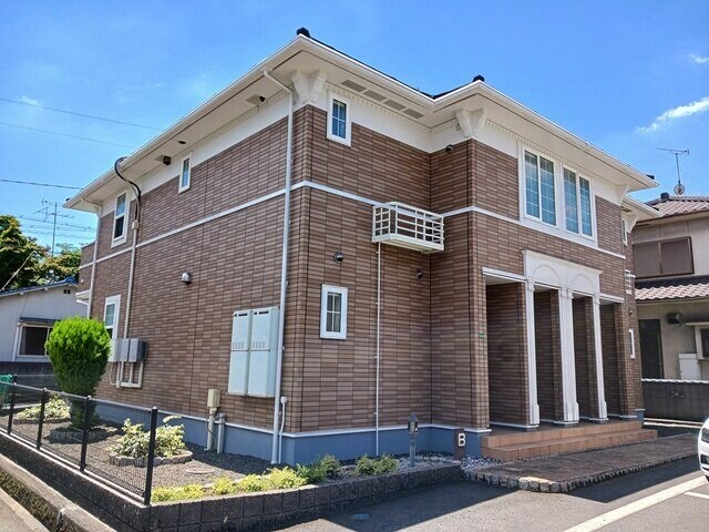 ヴィラ　エレガントＢの物件外観写真