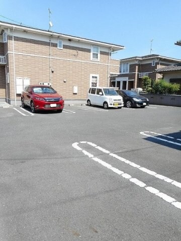 ヴィラ　エレガントＢの物件外観写真