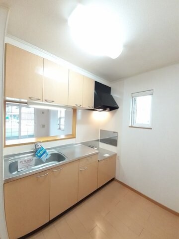 ヴィラ　エレガントＢの物件内観写真