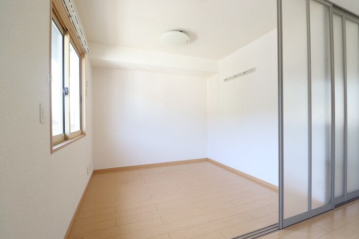 ローズコートミツギの物件内観写真