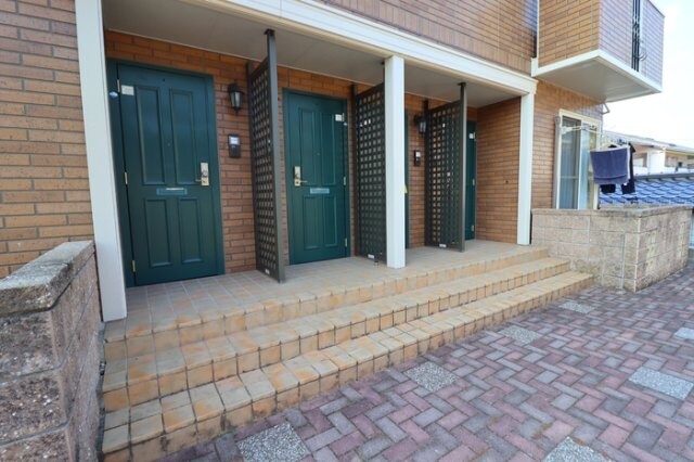 ローズコートミツギの物件外観写真