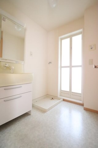 ローズコートミツギの物件内観写真