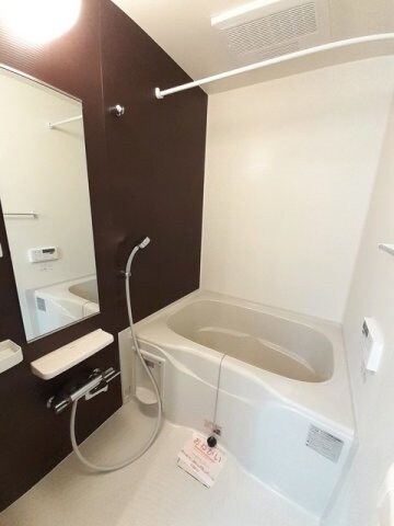 シャムロック春日Ⅰの物件内観写真