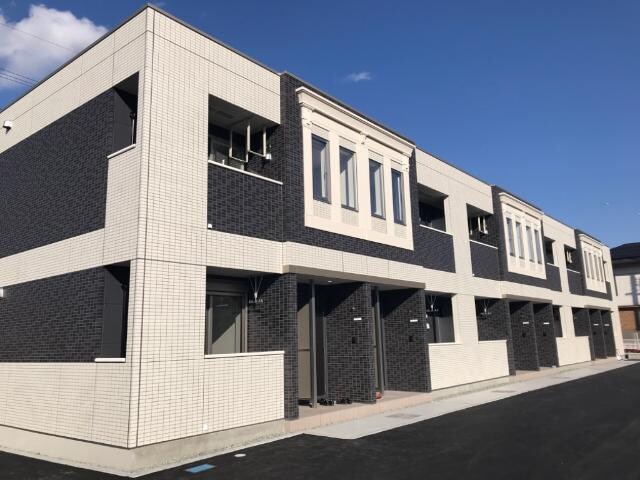 セレーナの物件外観写真